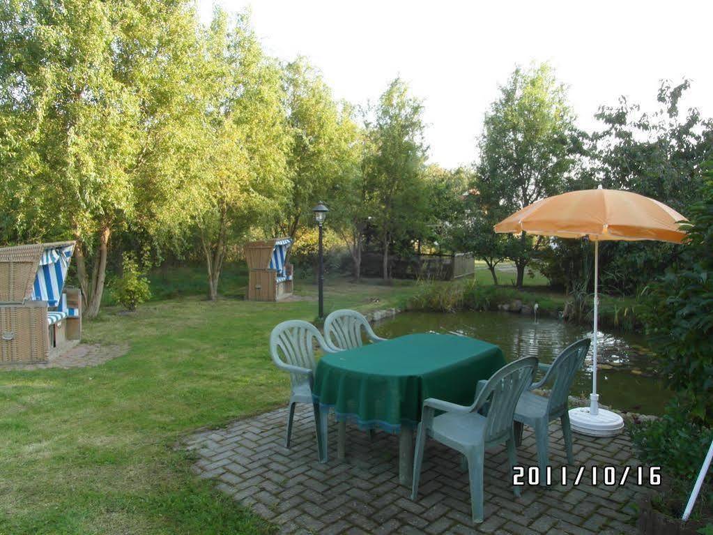 Pension Deichgraf Middelhagen Exterior foto